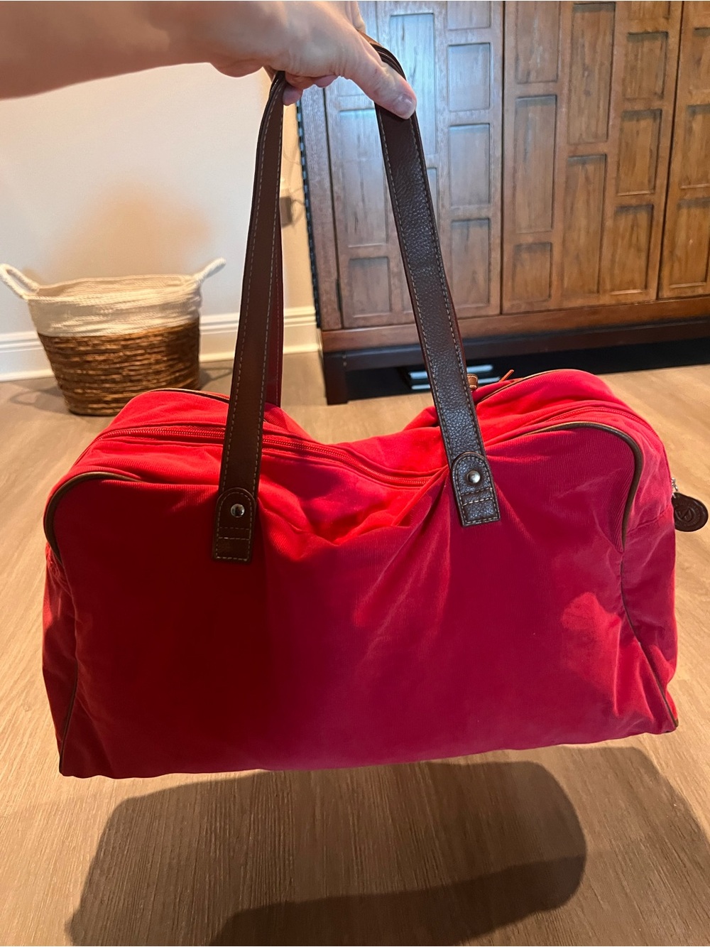 Tommy Hilfiger Red Canvas Travel Tote with Brown Leather Handles - Picture 9 of 16